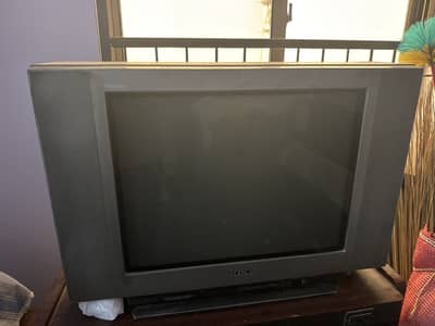 Sony TV 5000 pkr if anyone interested please call or whatsapp