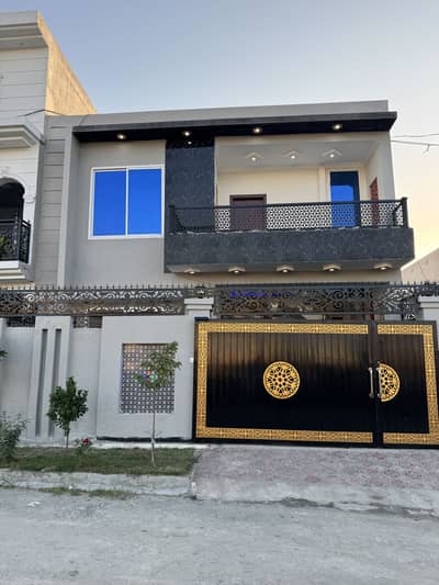 Luxury Owner Built House for Sale | Premium Block | Near Arcade Mall & Main Market | Fully Developed Area with All Facilities | Investor Price | Urgent Sale