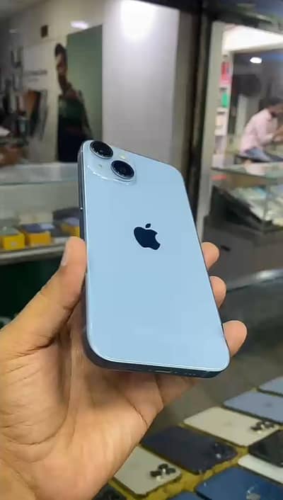 Apple iPhone 14