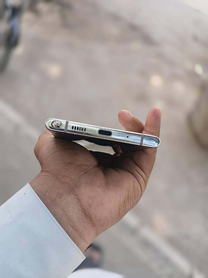 Samsung Mobile Note 10 Plus 4