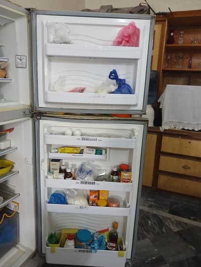 Dawlence Refrigerator for Sale – Excellent Condition