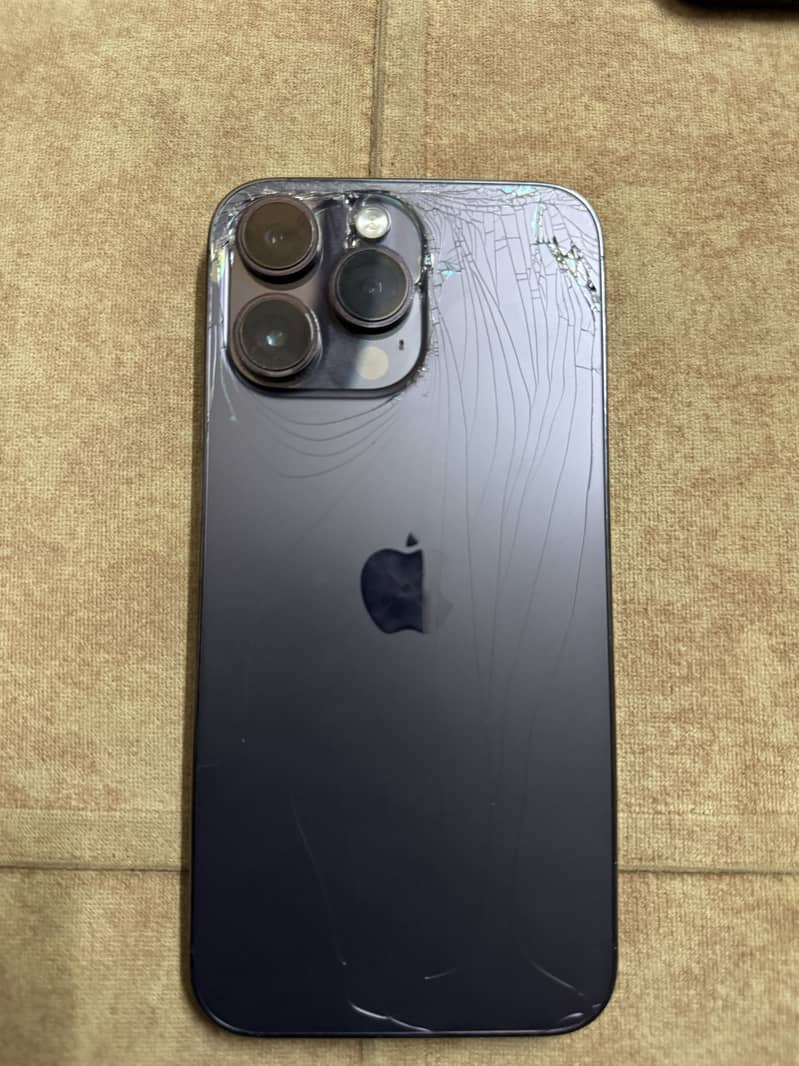 Apple iPhone 14 Pro Max 4