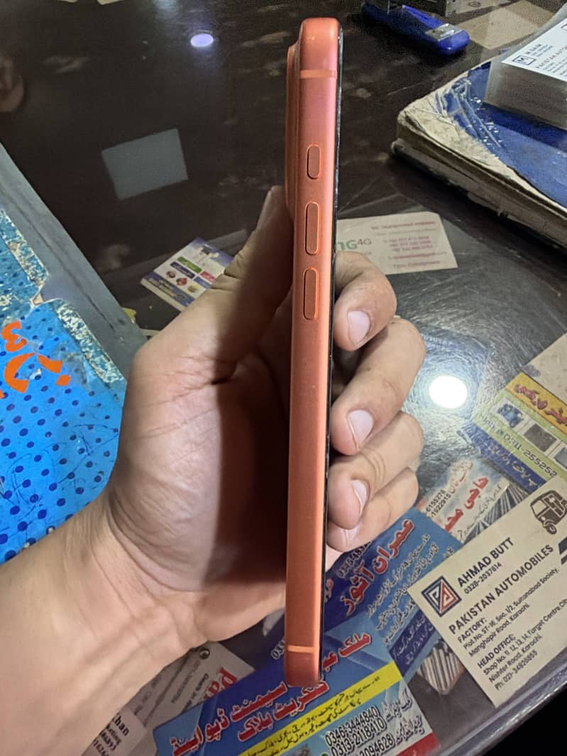 Apple iPhone 17 Pro Max 1