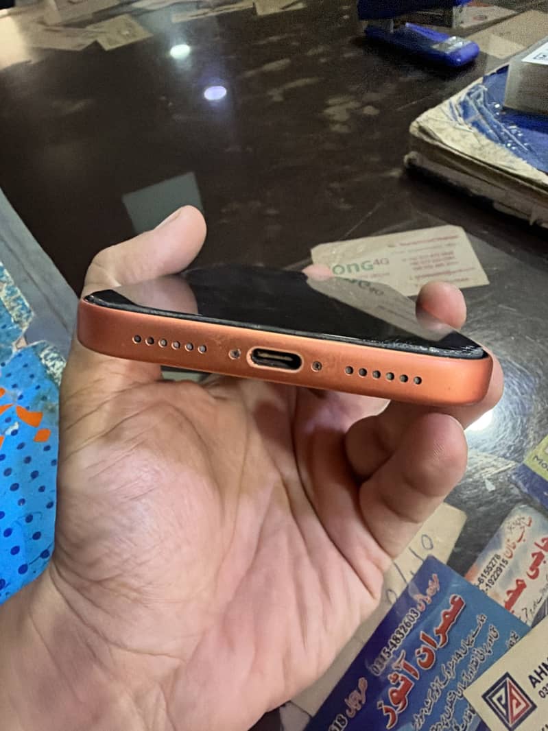 Apple iPhone 17 Pro Max 2