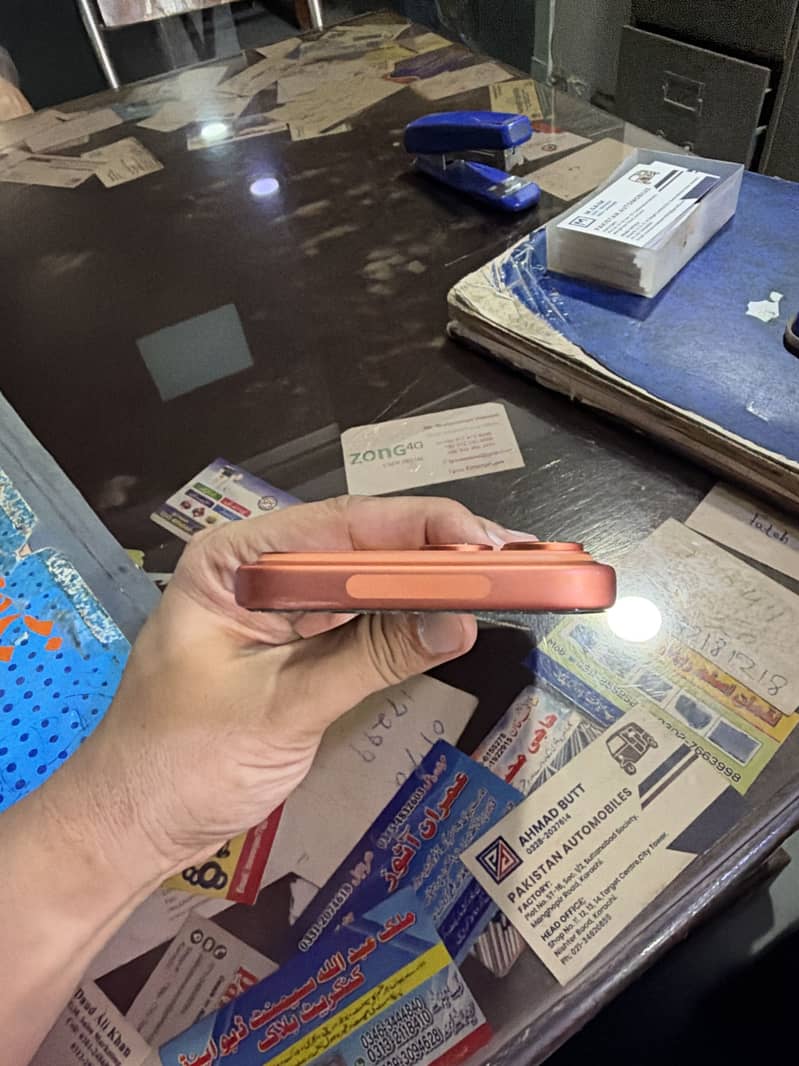 Apple iPhone 17 Pro Max 3