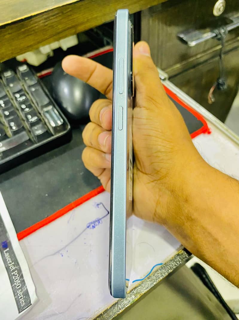 Xiaomi Redmi A7 Pro 6