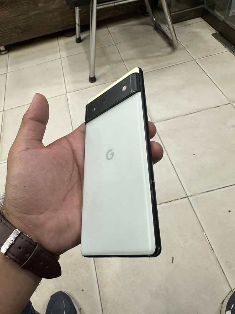 Google Pixel 6 3