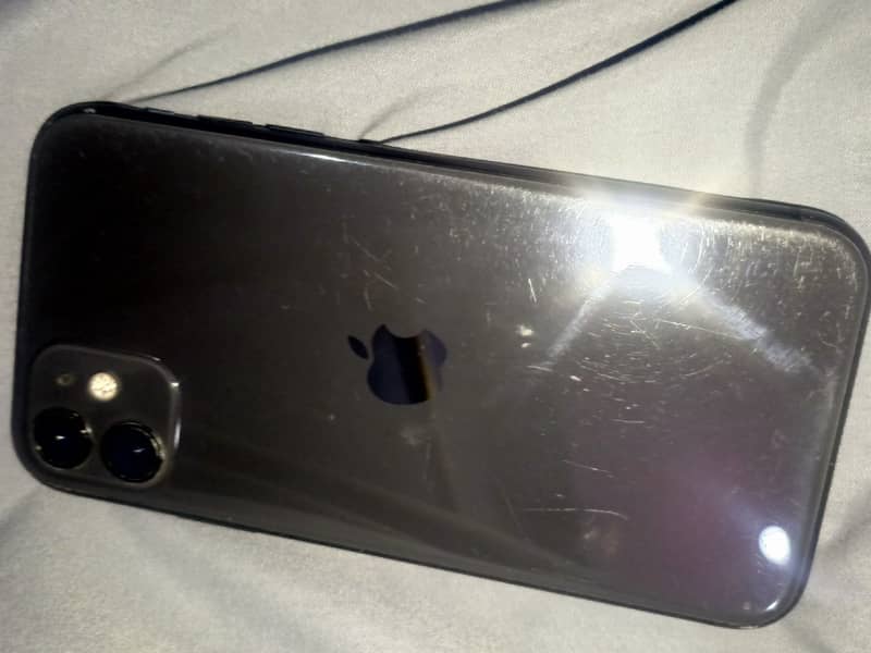 Apple iPhone 11 3