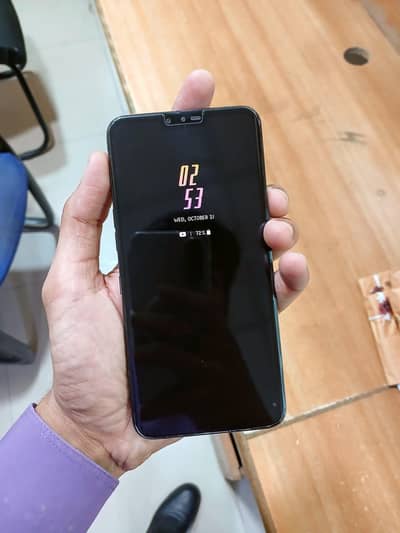 LG V50 ThinQ exchange possible