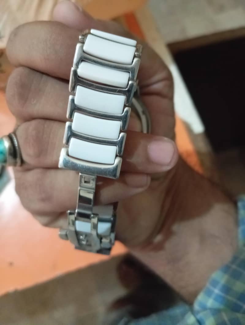03142383873 4