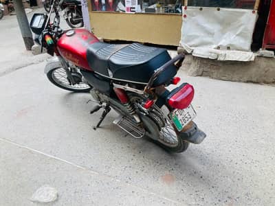 United 2012 Model Motorcycle – Engine OK, 45 KM/L Average