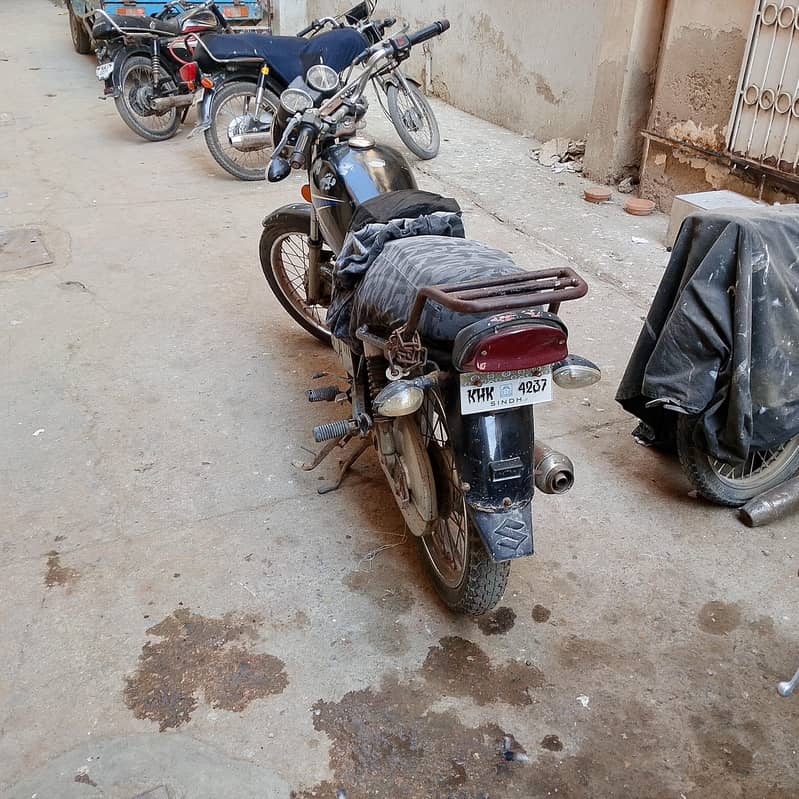 Suzuki 150 1