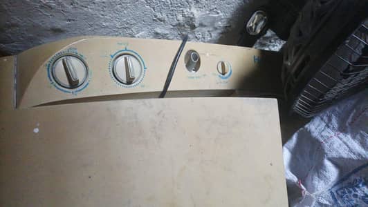 perfectly working washing machine with dryer