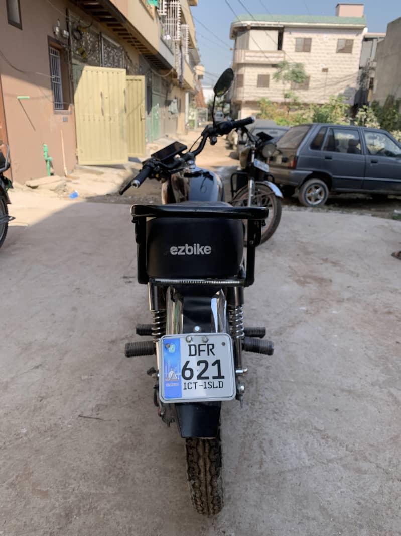 Elfa EV-125 2025 2
