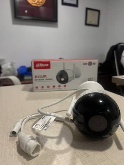 Dahua 4MP Active Deterrence IP Camera - 2.8mm Ultra Wide Lens