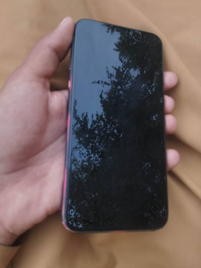 Apple iPhone XS 8
