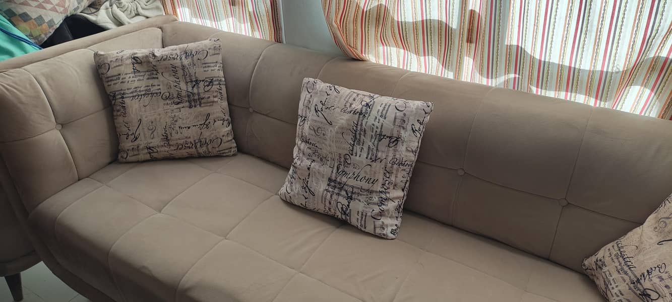 7-seater sofa set 9/10 condition 5