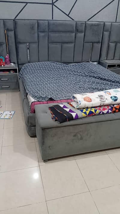 Bed set - Dressing - Wardrobe - Furniture