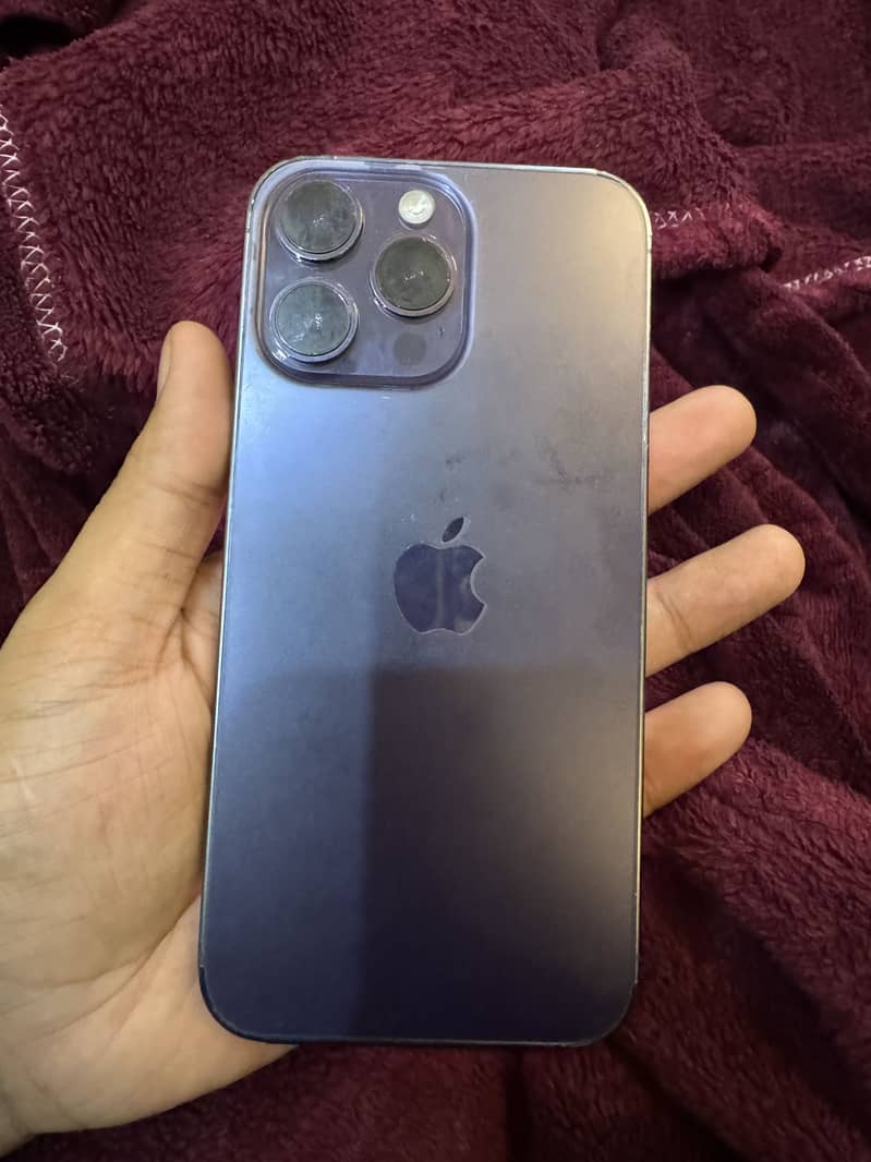 Apple iPhone 14 Pro Max 4