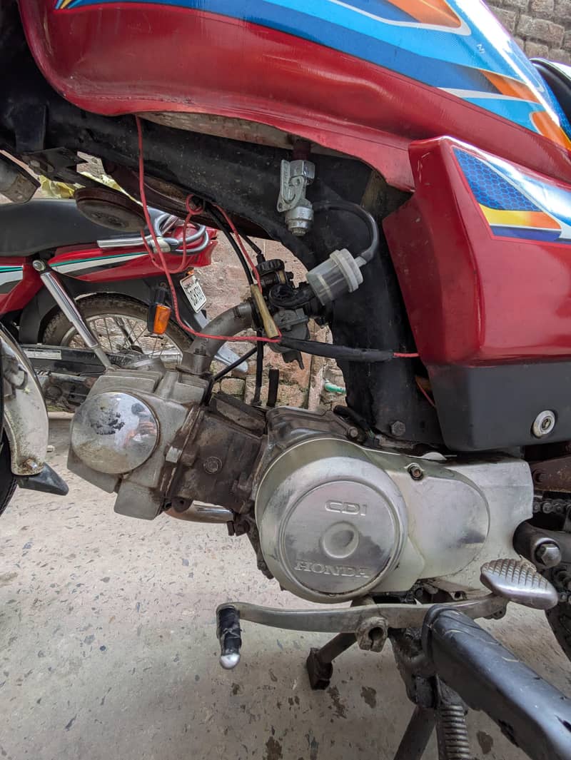 CD 70 2009 ( 10/10 engine) 4
