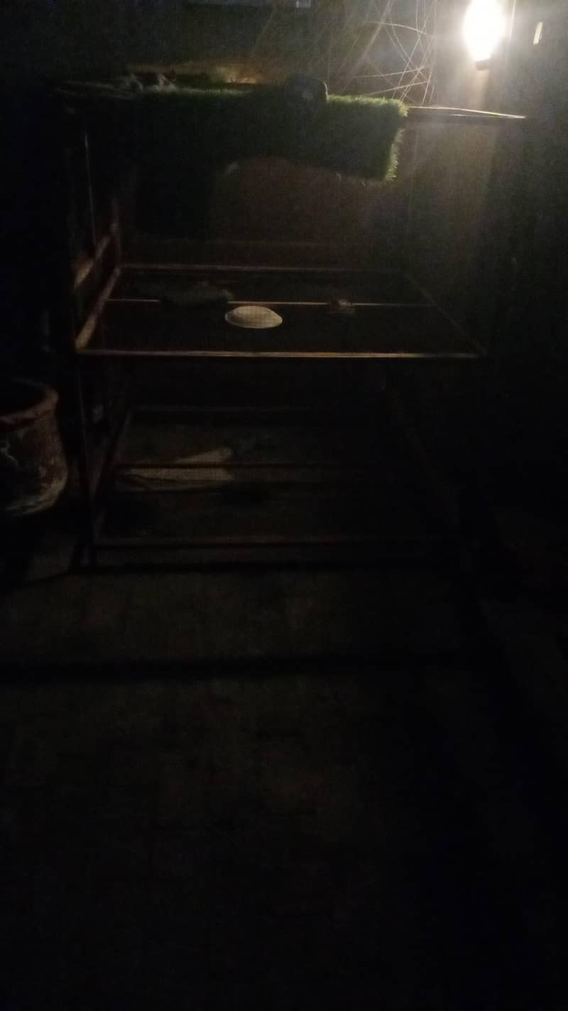 hens cages 0