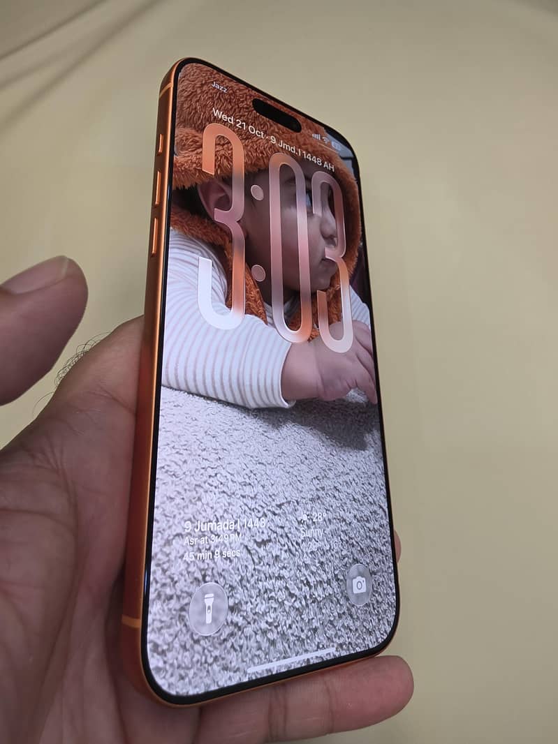 Apple iPhone 17 Pro Max 0