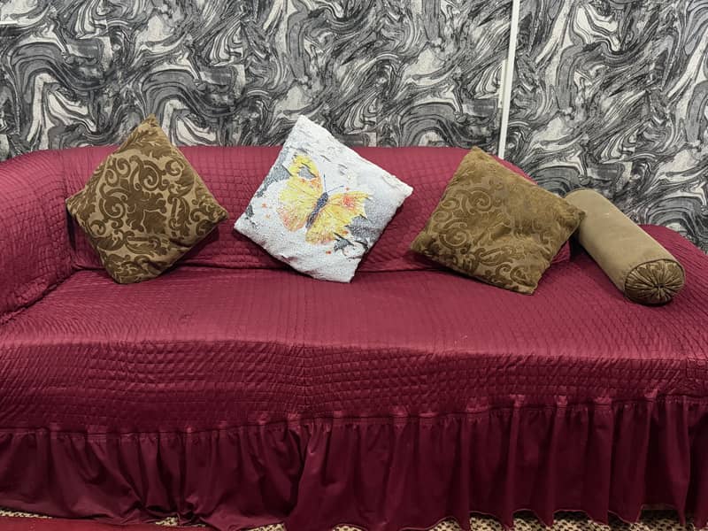 Used good condition sofas 7 seater 4