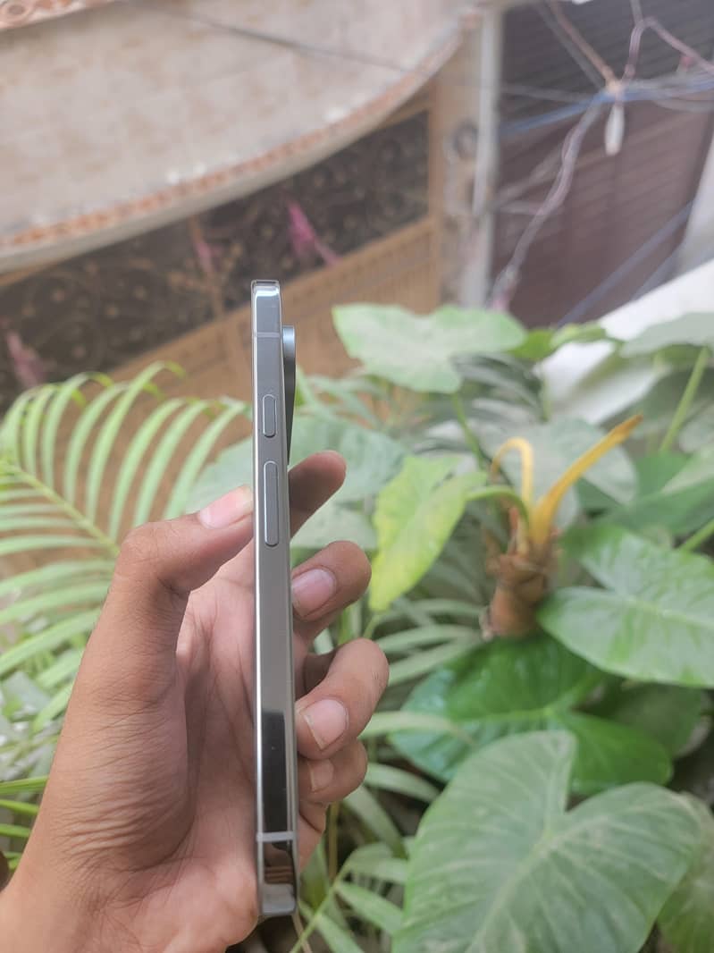 Google Pixel 9 Pro XL 6