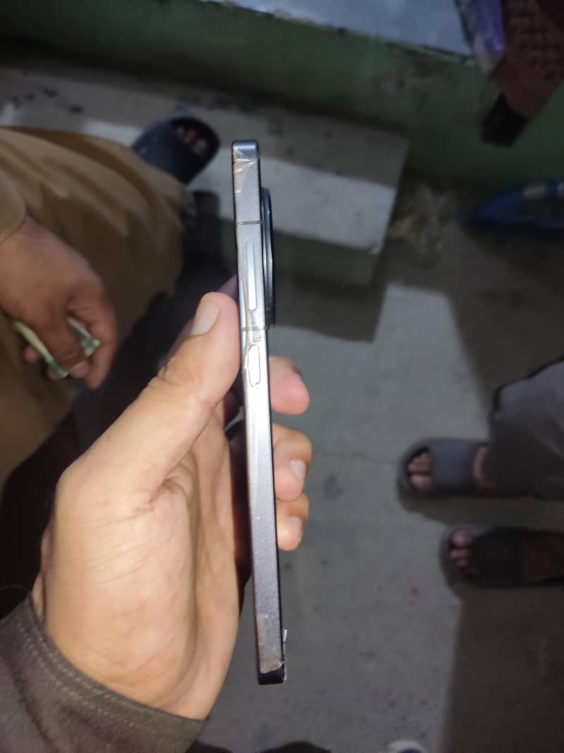 One Plus Ace 5 4