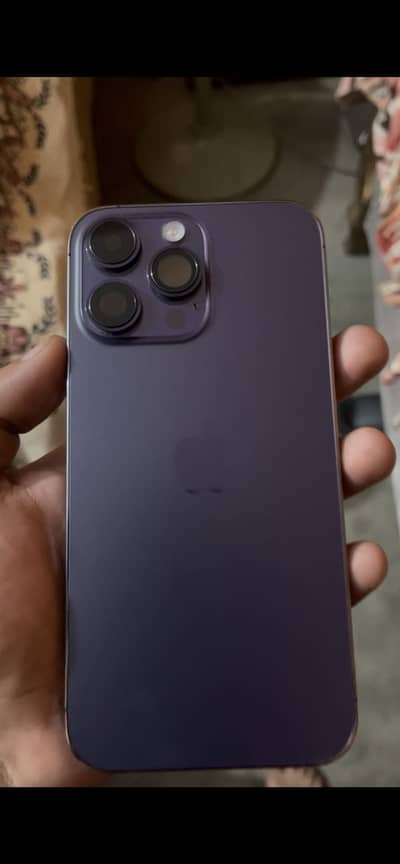 i phone 14 pro max body