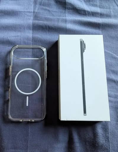 Apple iPhone 17
