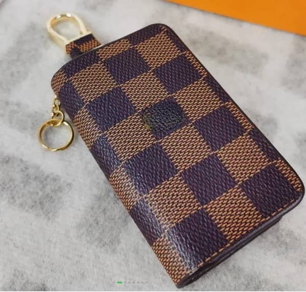 Premium Leather Car Key Cover 1PC Brown Check Pattern – Durable Protective Case for Smart Keys
