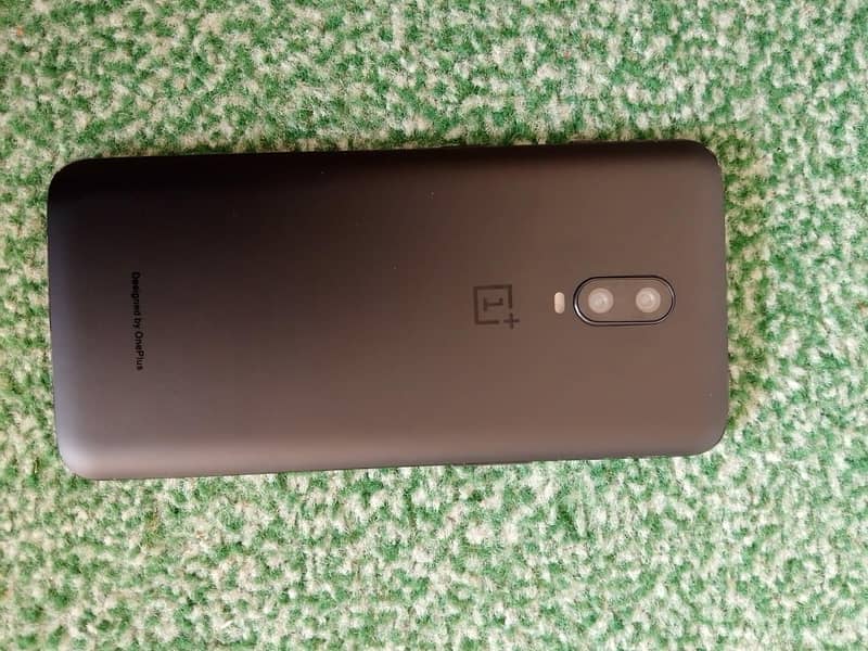 One Plus 6T 8
