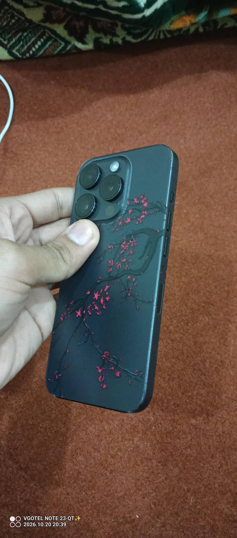 Apple iPhone 15 Pro 6