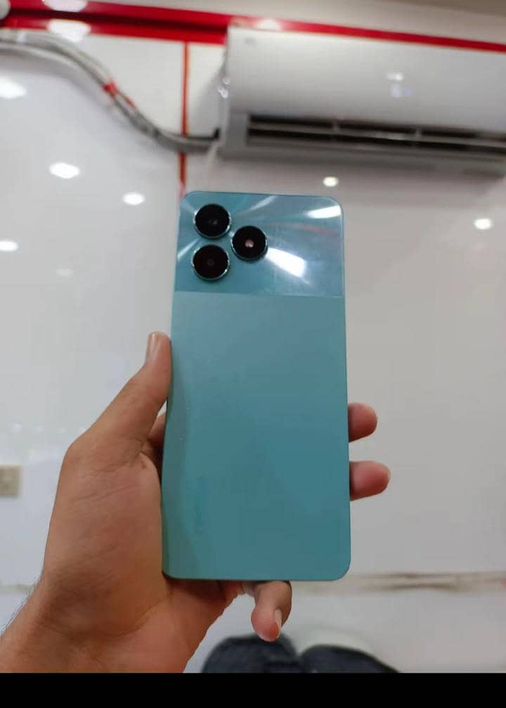 Realme C51 2