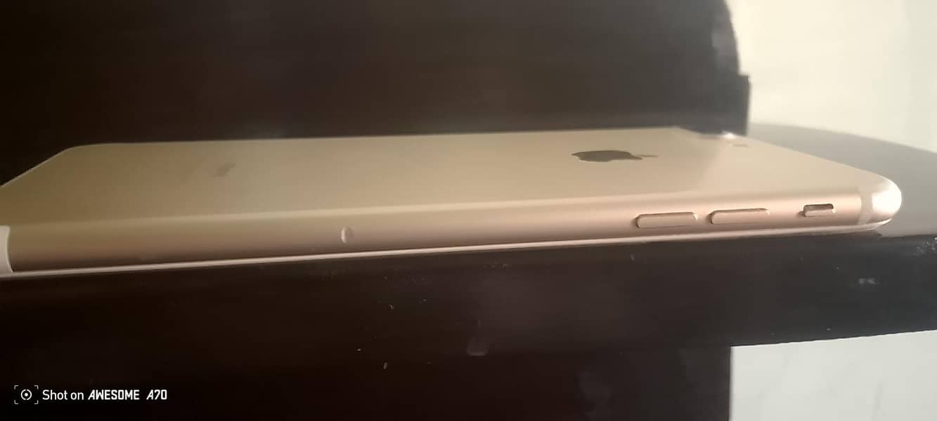 Apple iPhone 7 Plus 1