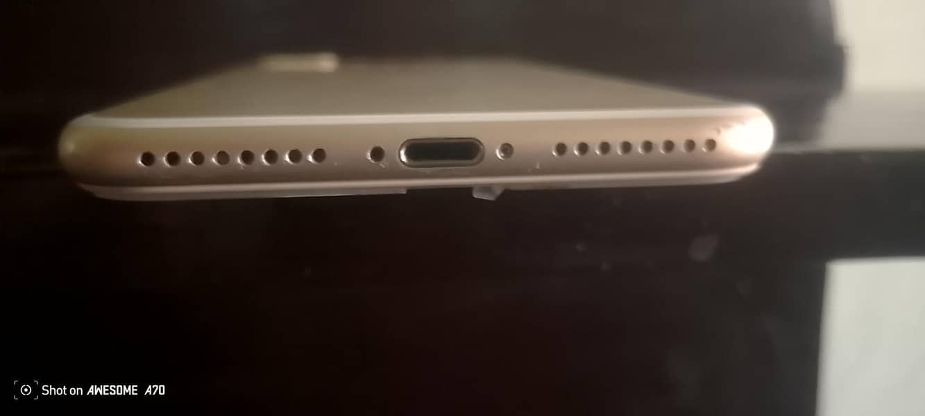 Apple iPhone 7 Plus 5