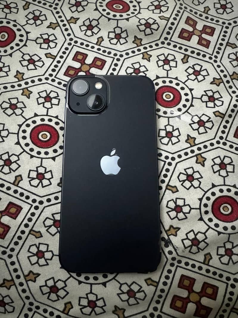 Apple iPhone 13 0