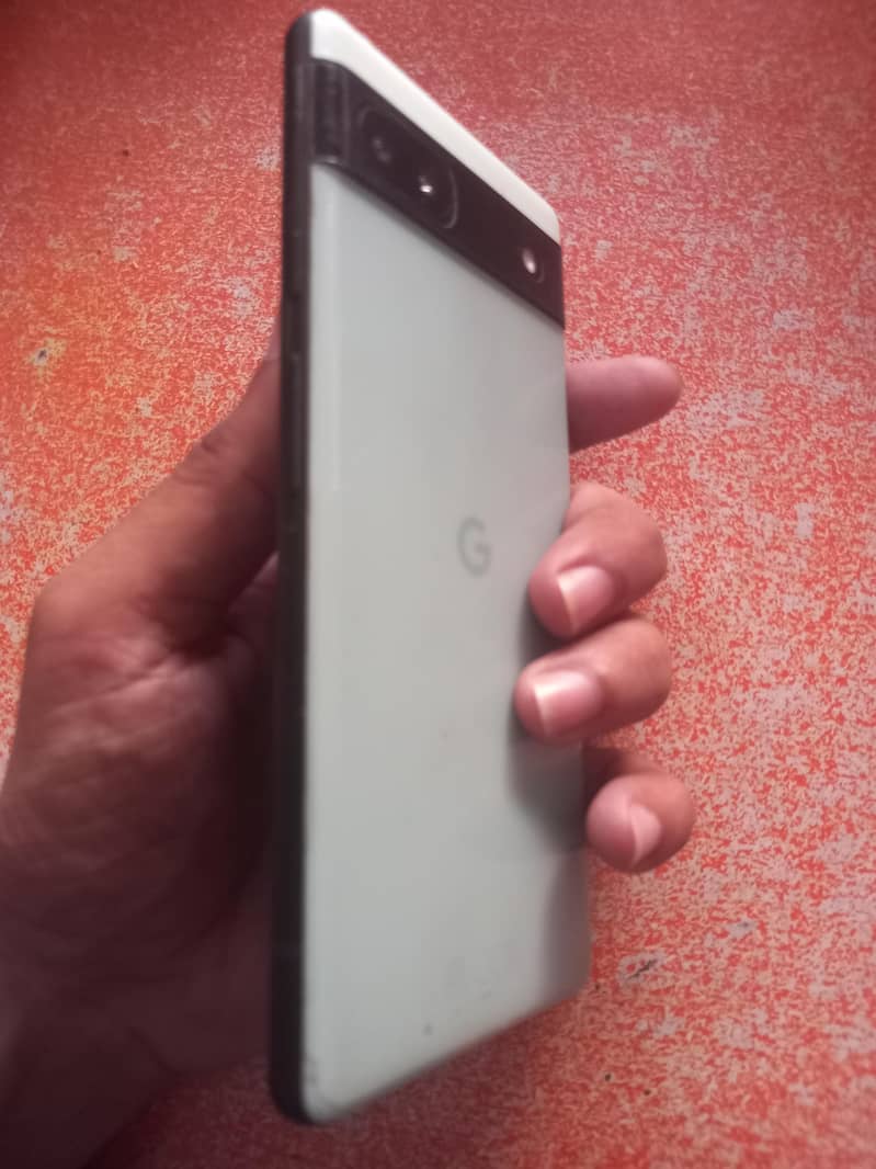 Google Pixel 6a 5