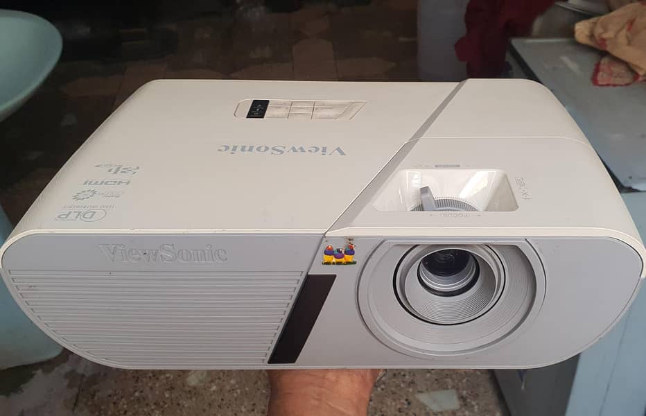 Vewsonic Projector 1