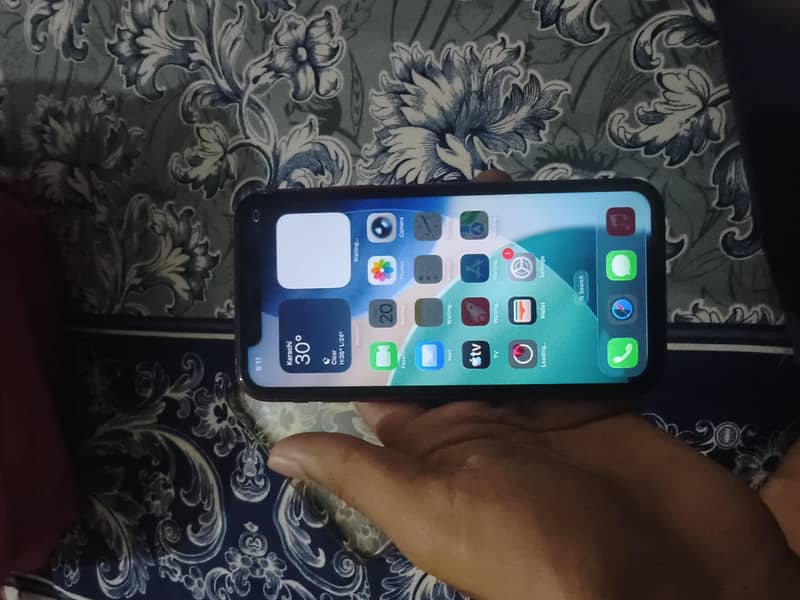 Apple iPhone 11 6