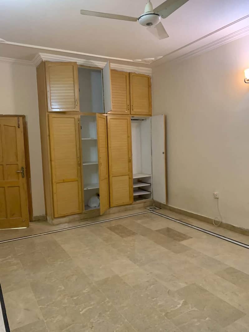 Beautiful upper portion for rent 2