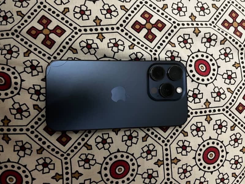 Apple iPhone 15 Pro 1