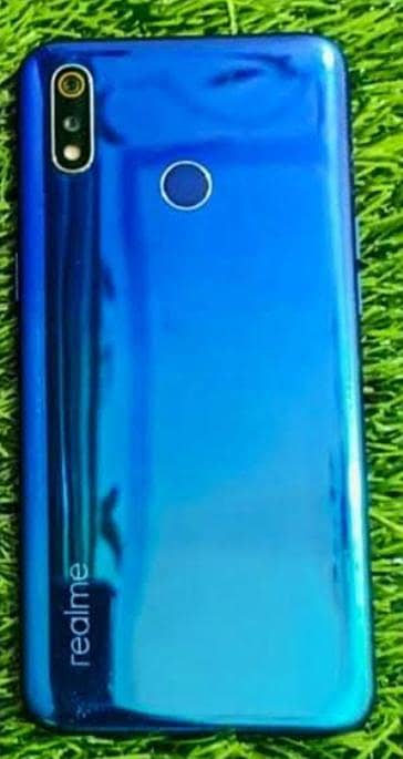 Realme 3 0