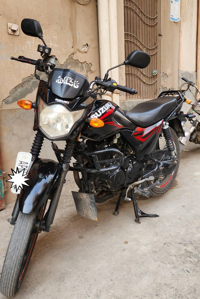 Suzuki GR150 1