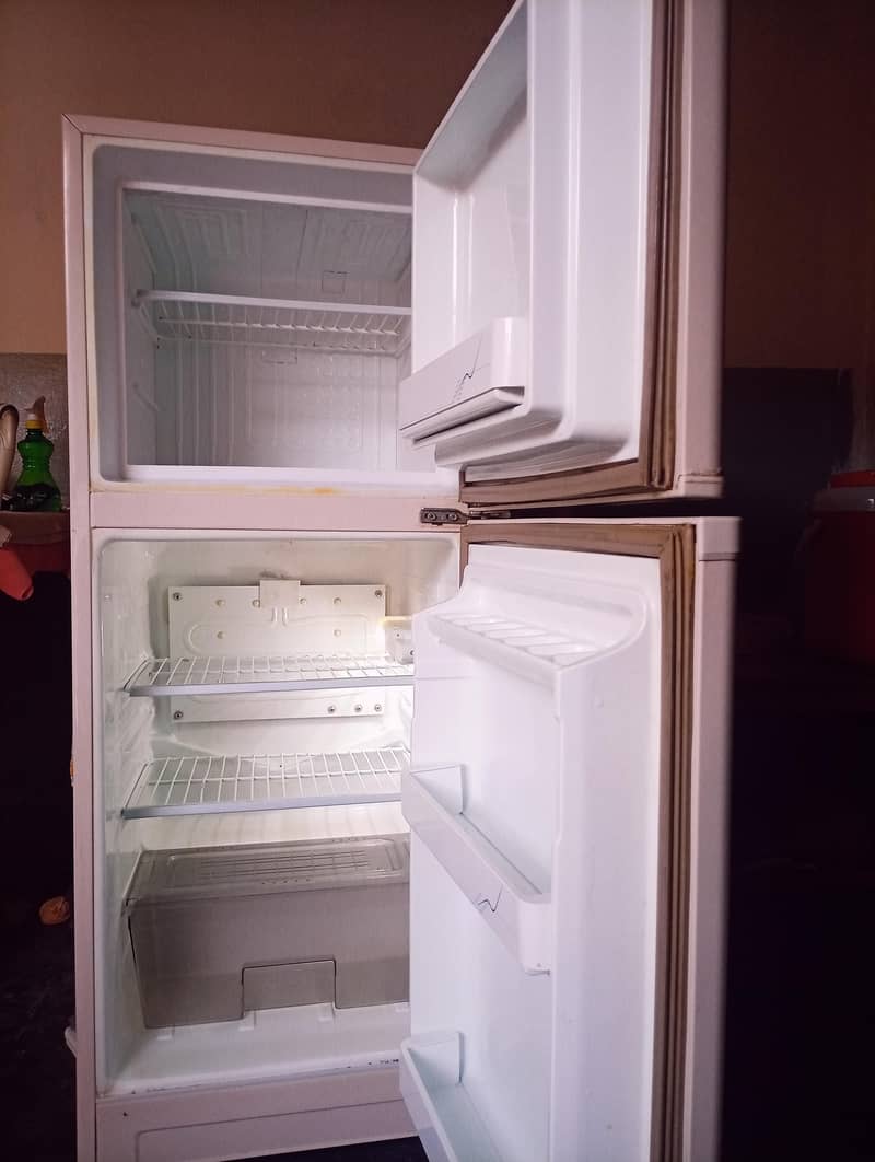 Refrigerator 1