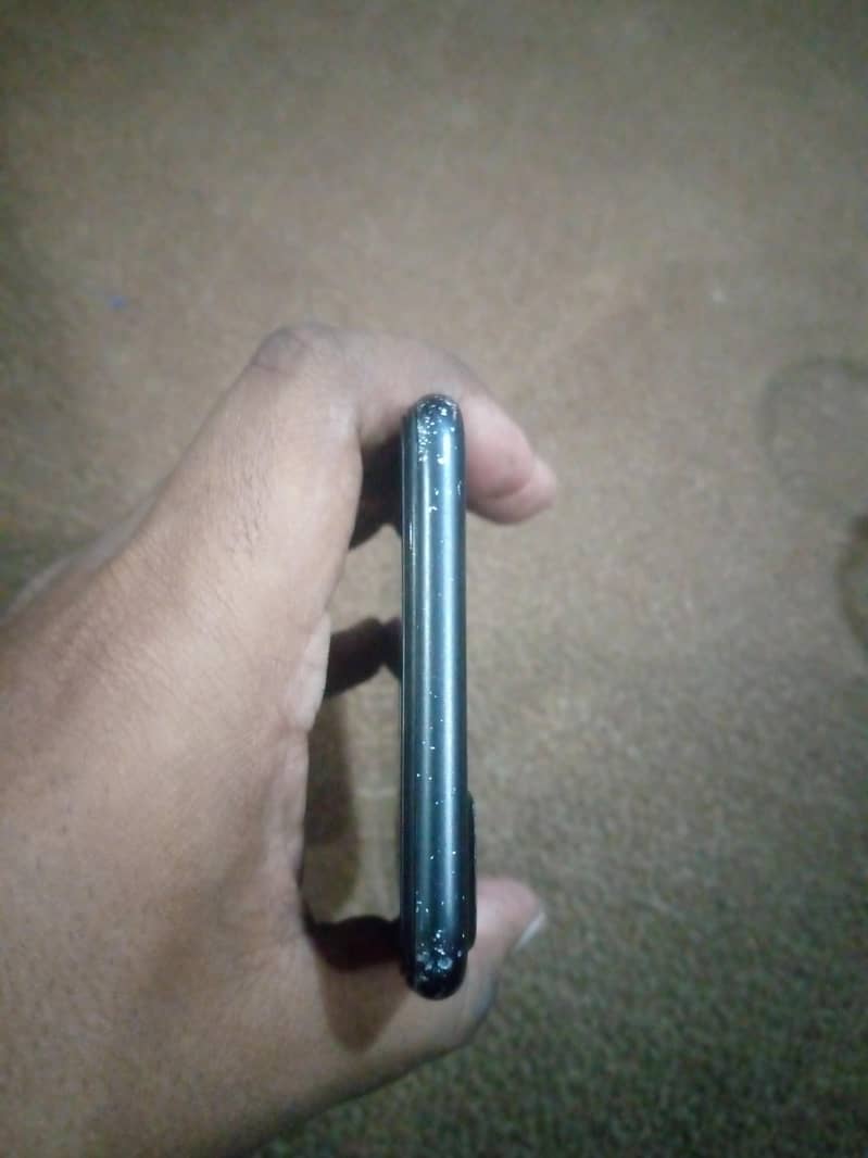 Apple iPhone 7 Plus 5