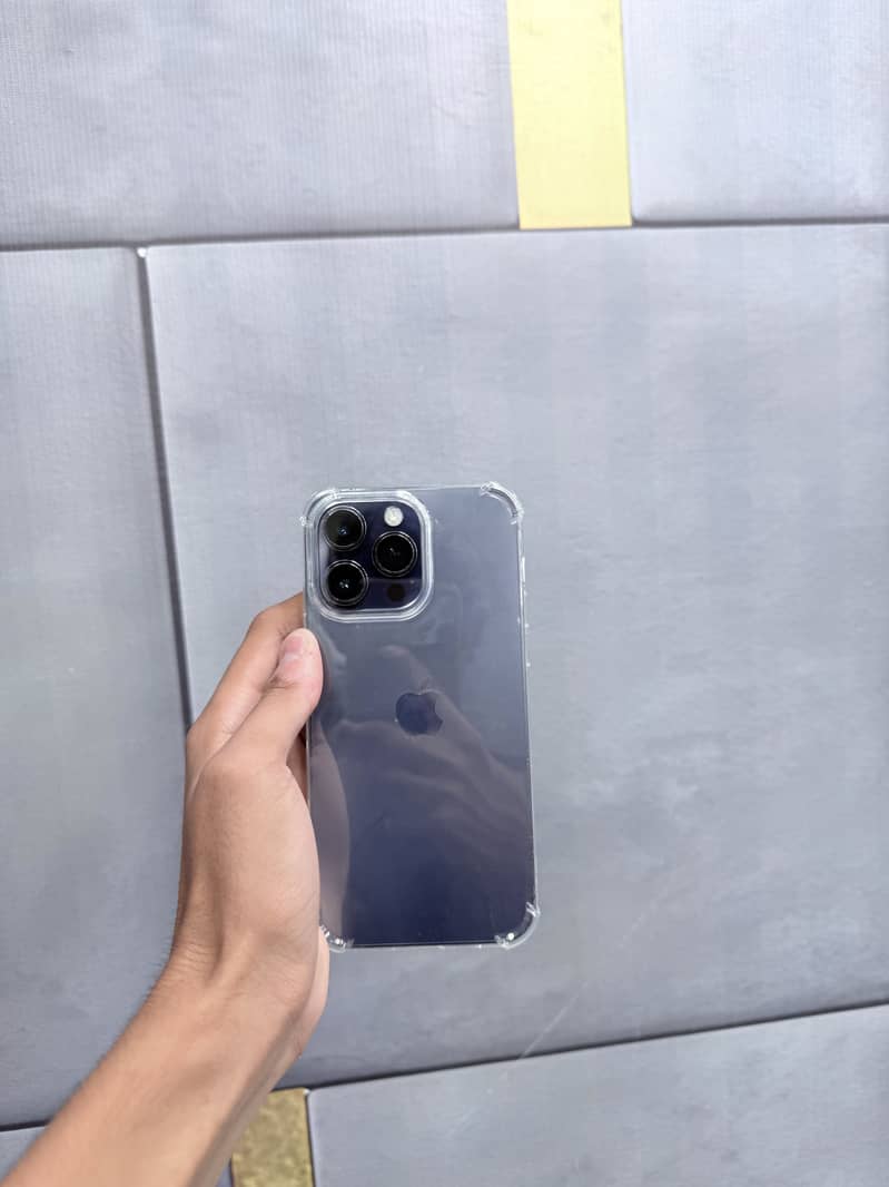Apple iPhone 14 Pro Max 8