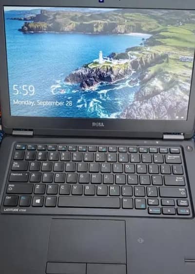 Dell Latitude E7250 Core i5 5th generation Laptop – Slim and 12.5"