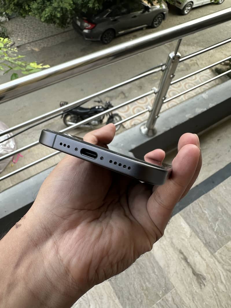Apple iPhone 17 2